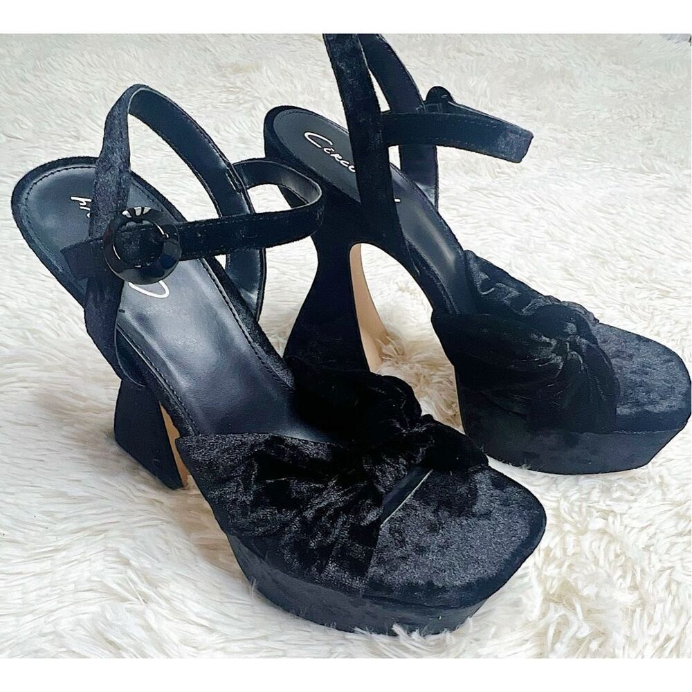 Circus by Sam Edelman Audrea Black Velvet Platform Sandal Size 8.5 New - Picture 2 of 7